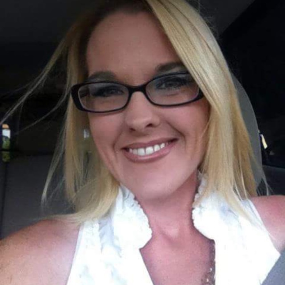 Meet your Posher, Kimberly! ♥️